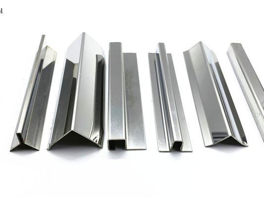 Innerhalb Eckedelstahl-Metallbullnose Grenzrand-Ordnung 2.5m