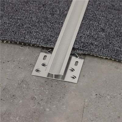 Polierter Teppich-Rand-Metallordnungs-Teppich-Abdeckungs-Ordnungs-Metallteppich bearbeitet Installation