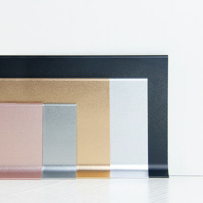 Gebürstete silberne Aluminiumfussleiste 60mm für Wand-Kantenschutz