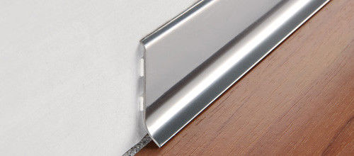 Klärende einfache 1.8m Edelstahl-Fussleiste-Metallbeschaffenheit, die Linie umsäumt