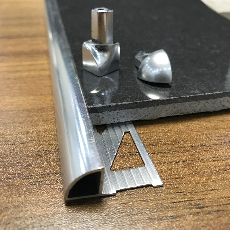 Aluminiumfliesen-Ordnungs-Quadrat-Rand-Fliesen-Ordnungs-weiße Badezimmer-Fliesen-Metallordnung