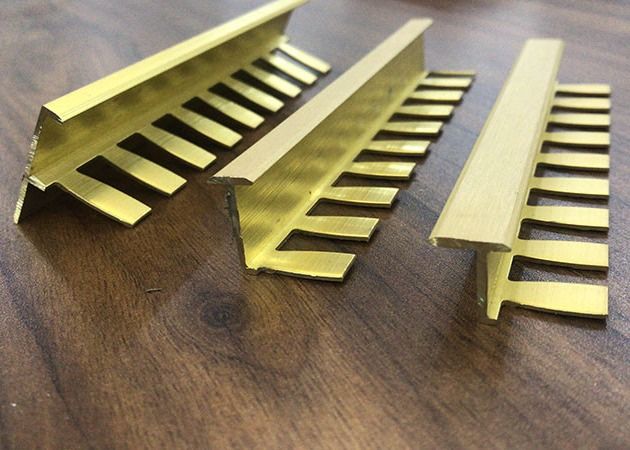Dekorative Messingordnung des Gold3.0m streift Möbel-Dekoration ab