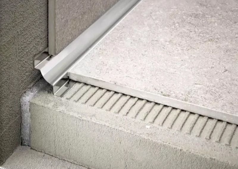 2.5m Aluminiumfliesen-Ordnungs-Finierstreifen-Fliesen-Rand-Ordnung für Bretterboden