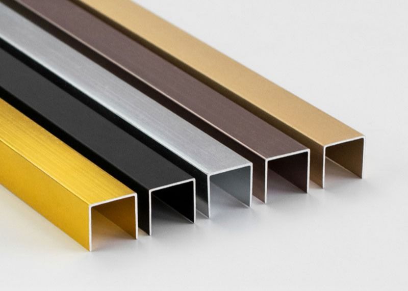 Aluminiumverdrängungs-Profil-Hauptmerkmal-und Oberflächenbehandlungs-Keramikziegel-Rand-Ordnungs-Streifen