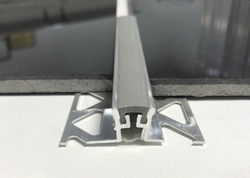 Aluminiumfliesen-Bewegungsfuge für Expansions-Bewegungsfuge-Holzfußboden Andtile-Ordnung