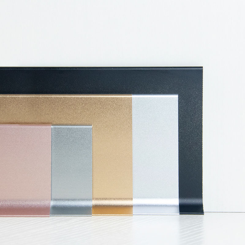 Gebürstete silberne Aluminiumfussleiste 60mm für Wand-Kantenschutz