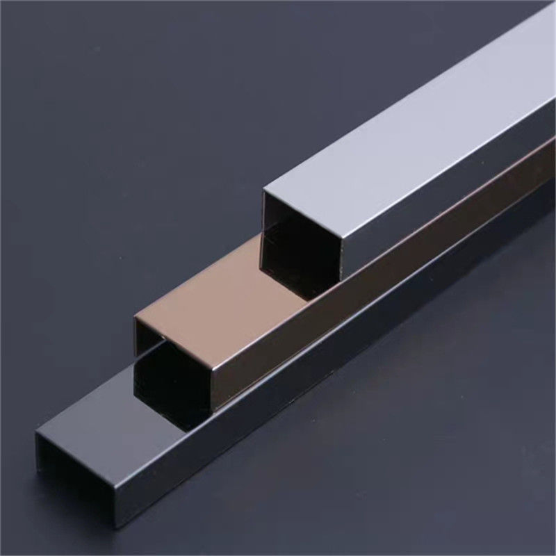 Goldene Aluminiumbadezimmer-Fliesen-Rand-Ordnungs-Metallfliesen-Ordnungs-Streifen des u-Profilstäbe15mm