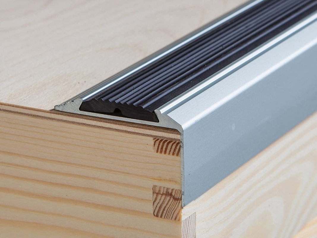 Kundengebundener Aluminiumfliesen-Ordnungs-Boden-Rand-Übergangs-Streifen